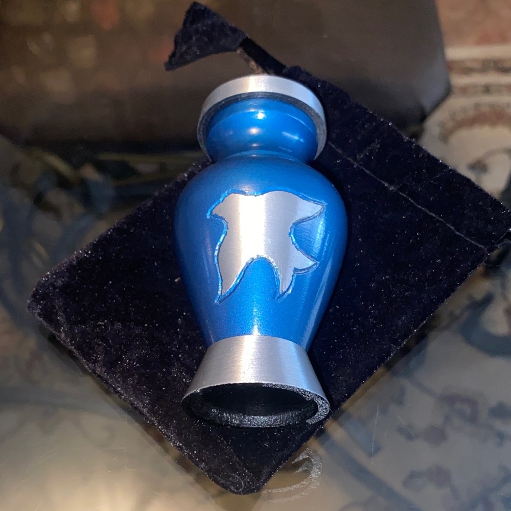Fedmax Blue and Silver Keepsake Urn. NWOT